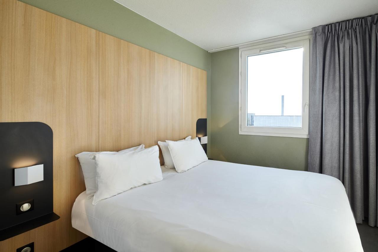 Double Room,1345404767:JPEG